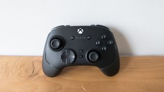 Razer Wolverine V3 Pro wireless Xbox controller